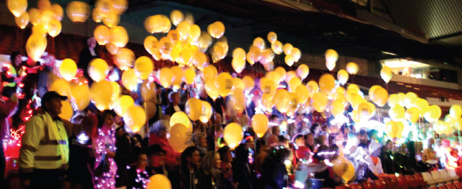 Nottingham Nightwalk walkers